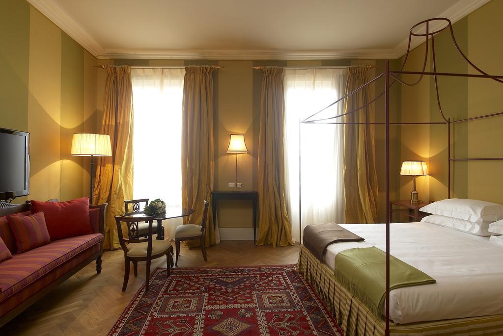 Antica Torre Tornabuoni Bed & Breakfast Florenţa Cameră foto